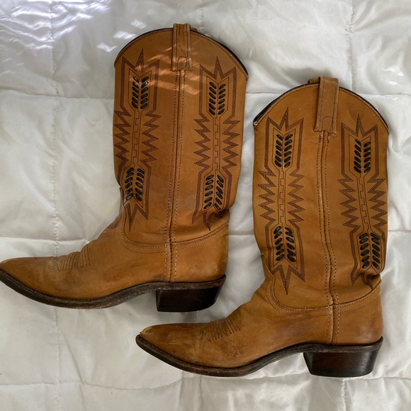 Shoes - Vintage leather cowboy boots